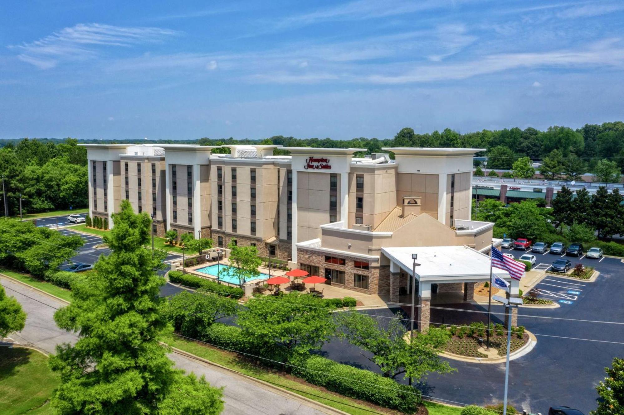 Hampton Inn & Suites Memphis-Wolfchase Galleria Exterior photo