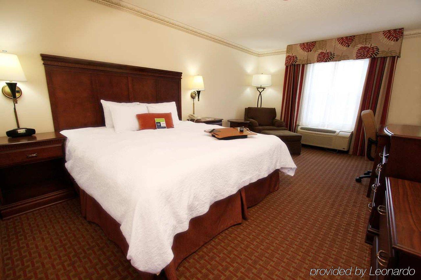 Hampton Inn & Suites Memphis-Wolfchase Galleria Room photo